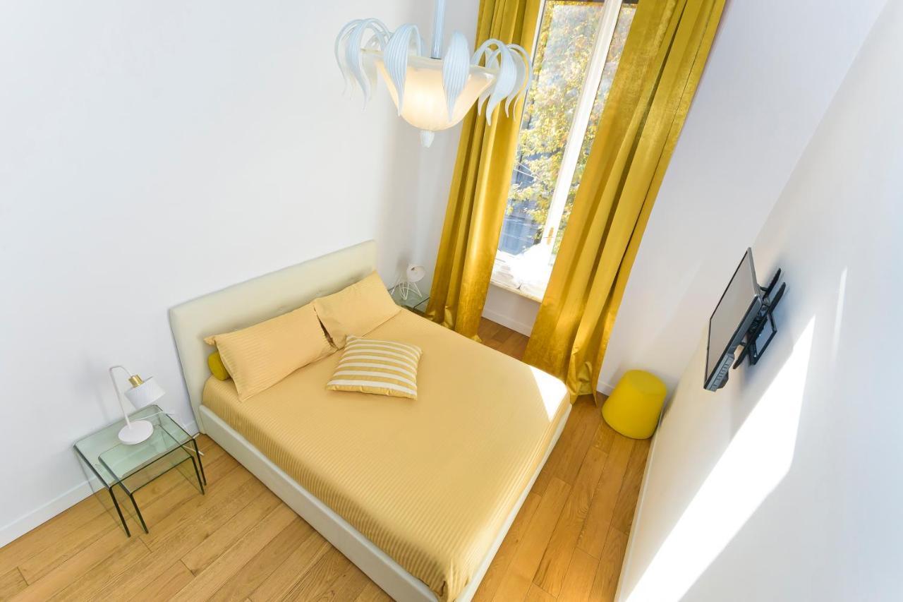 Boutique Elegantissima * Turín